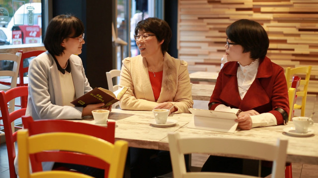 あなたは神を信じますか？それとも権力を信じますか