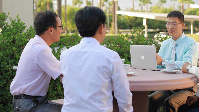 私はやっと家に帰り着きました